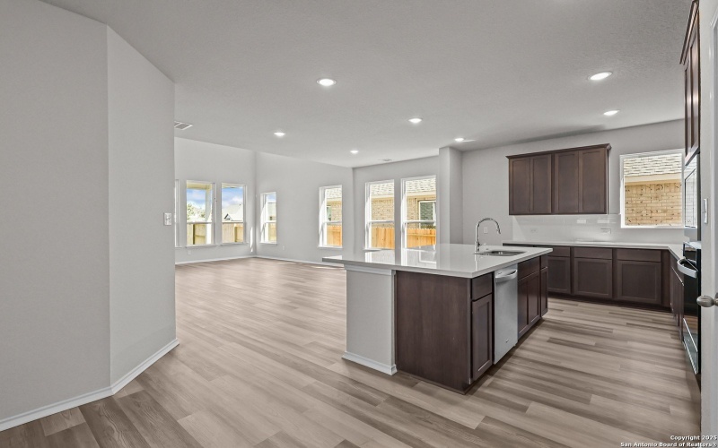 12579 Carrick Dr, San Antonio, TX 78254, 4 Bedrooms Bedrooms, ,3 BathroomsBathrooms,Residential,For Sale,12579 Carrick Dr,0,1872614