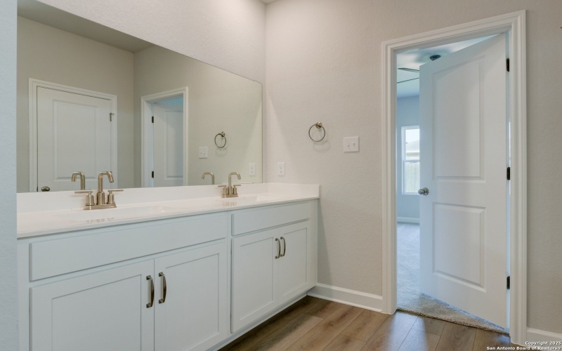 14731 Lower Hollow, San Antonio, TX 78252, 3 Bedrooms Bedrooms, ,2 BathroomsBathrooms,Residential,For Sale,14731 Lower Hollow,0,1872814