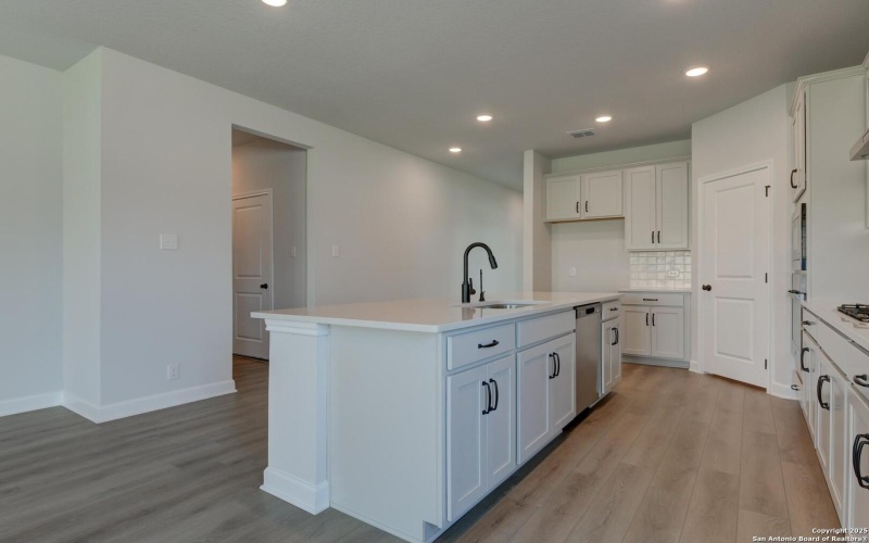 1345 Meester Dr, San Antonio, TX 78245, 4 Bedrooms Bedrooms, ,2 BathroomsBathrooms,Residential,For Sale,1345 Meester Dr,0,1873297