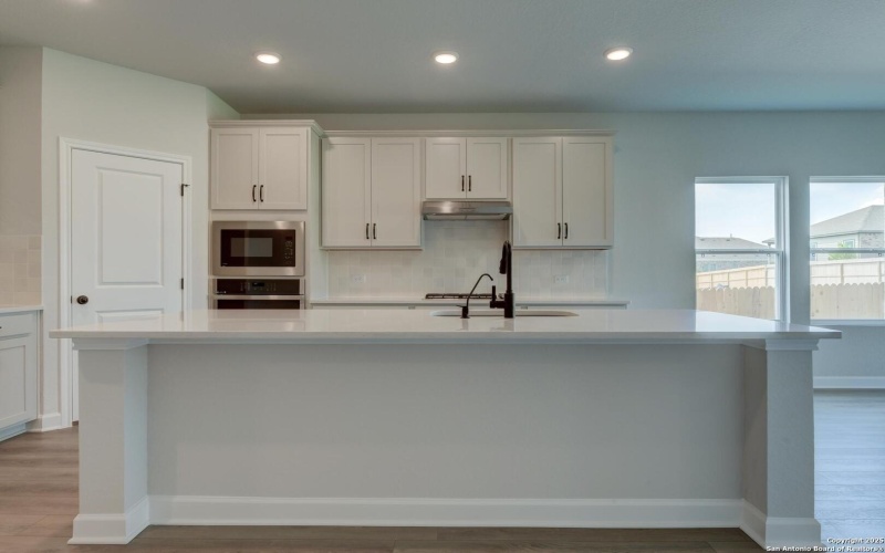 1345 Meester Dr, San Antonio, TX 78245, 4 Bedrooms Bedrooms, ,2 BathroomsBathrooms,Residential,For Sale,1345 Meester Dr,0,1873297