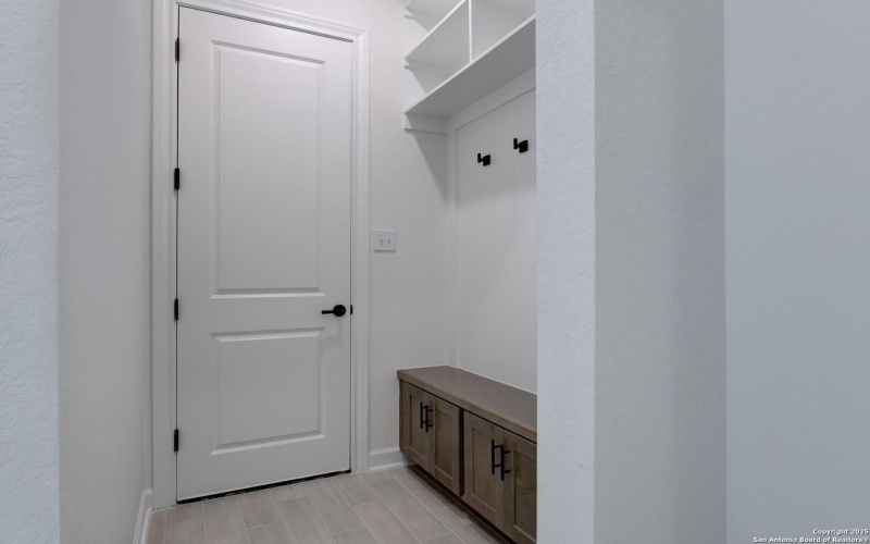 12915 Spur Hollow, Schertz, TX 78108, 3 Habitaciones Habitaciones , ,2 BañosBaños,Residential,En Venta,12915 Spur Hollow,0,1873428