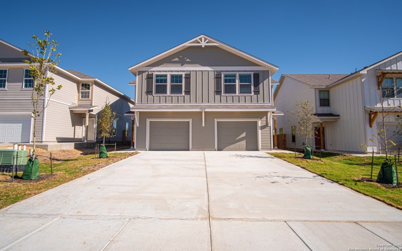 10215 Tulipwood Run, San Antonio, TX 78252, ,Residential Multi Family,For Sale,10215 Tulipwood Run,0,1873864