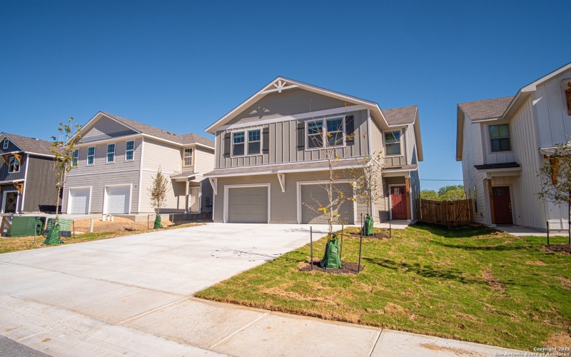 10215 Tulipwood Run, San Antonio, TX 78252, ,Residential Multi Family,For Sale,10215 Tulipwood Run,0,1873864