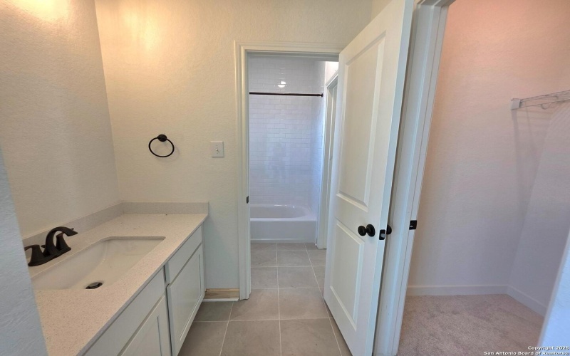 12915 Horseback Pl, Schertz, TX 78108, 4 Habitaciones Habitaciones , ,3 BañosBaños,Residential,En Venta,12915 Horseback Pl,0,1874064