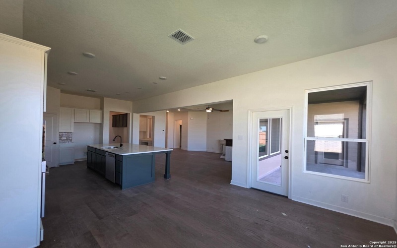 12915 Horseback Pl, Schertz, TX 78108, 4 Habitaciones Habitaciones , ,3 BañosBaños,Residential,En Venta,12915 Horseback Pl,0,1874064