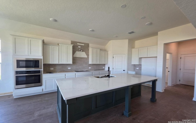 12915 Horseback Pl, Schertz, TX 78108, 4 Habitaciones Habitaciones , ,3 BañosBaños,Residential,En Venta,12915 Horseback Pl,0,1874064