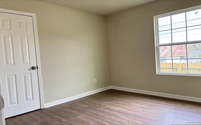 700 E 5th, Nixon, TX 78140, 4 Habitaciones Habitaciones , ,2 BañosBaños,Residential,En Venta,700 E 5th,0,1874075