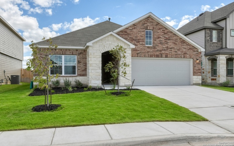 138 Beveridge, Seguin, TX 78155, 3 Bedrooms Bedrooms, ,2 BathroomsBathrooms,Residential,For Sale,138 Beveridge,0,1874119