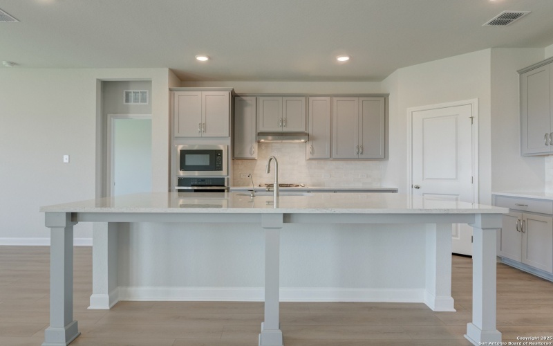 138 Beveridge, Seguin, TX 78155, 3 Bedrooms Bedrooms, ,2 BathroomsBathrooms,Residential,For Sale,138 Beveridge,0,1874119