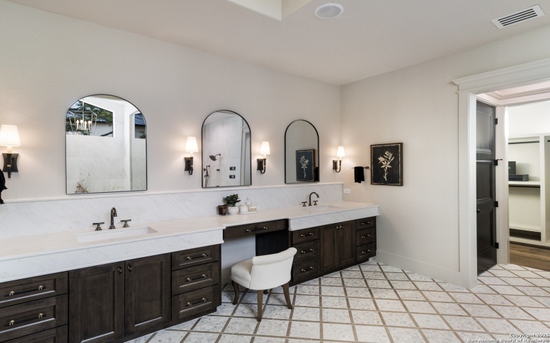 220 Easy Money, Boerne, TX 78006, 6 Bedrooms Bedrooms, ,7 BathroomsBathrooms,Residential,For Sale,220 Easy Money,0,1874221