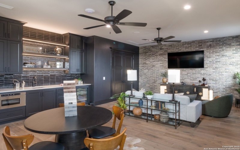 220 Easy Money, Boerne, TX 78006, 6 Bedrooms Bedrooms, ,7 BathroomsBathrooms,Residential,For Sale,220 Easy Money,0,1874221