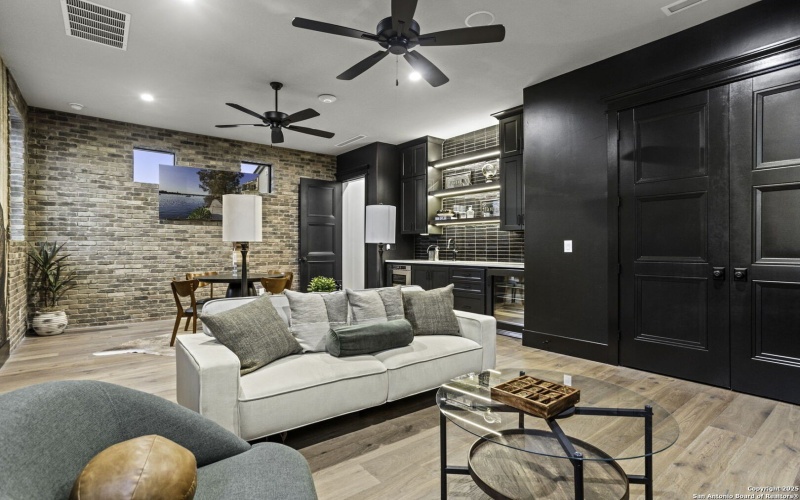 220 Easy Money, Boerne, TX 78006, 6 Bedrooms Bedrooms, ,7 BathroomsBathrooms,Residential,For Sale,220 Easy Money,0,1874221