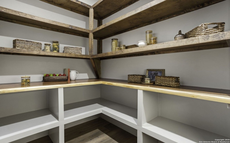 220 Easy Money, Boerne, TX 78006, 6 Bedrooms Bedrooms, ,7 BathroomsBathrooms,Residential,For Sale,220 Easy Money,0,1874221