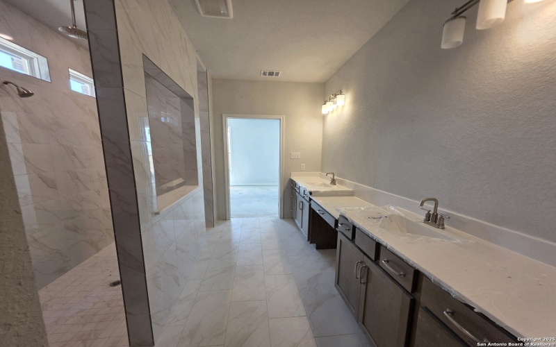 10109 Peppercorn Pl., Schertz, TX 78108, 3 Bedrooms Bedrooms, ,2 BathroomsBathrooms,Residential,For Sale,10109 Peppercorn Pl.,0,1874663