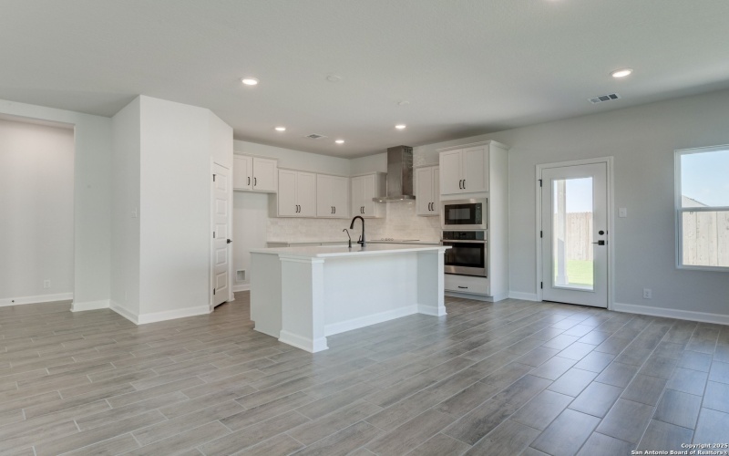 10105 Peppercorn Pl., Schertz, TX 78154, 3 Bedrooms Bedrooms, ,3 BathroomsBathrooms,Residential,For Sale,10105 Peppercorn Pl.,0,1874718