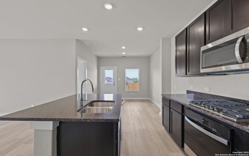 4727 Fireweed Court, San Antonio, TX 78263, 4 Habitaciones Habitaciones , ,2 BañosBaños,Residential,En Venta,4727 Fireweed Court,0,1874772