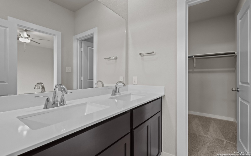 4727 Fireweed Court, San Antonio, TX 78263, 4 Habitaciones Habitaciones , ,2 BañosBaños,Residential,En Venta,4727 Fireweed Court,0,1874772