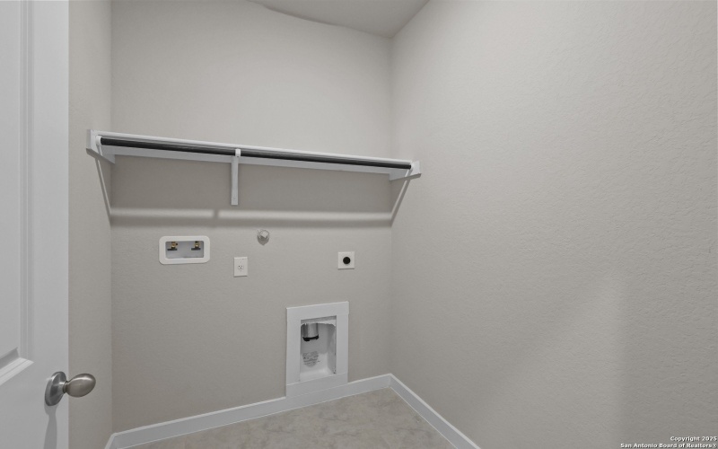 4727 Fireweed Court, San Antonio, TX 78263, 4 Habitaciones Habitaciones , ,2 BañosBaños,Residential,En Venta,4727 Fireweed Court,0,1874772