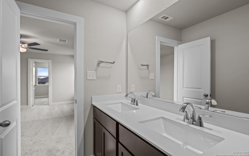 4711 Kinsley Way, San Antonio, TX 78263, 3 Bedrooms Bedrooms, ,2 BathroomsBathrooms,Residential,For Sale,4711 Kinsley Way,0,1875096