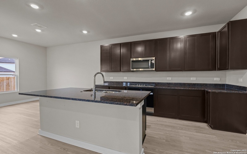 4711 Kinsley Way, San Antonio, TX 78263, 3 Bedrooms Bedrooms, ,2 BathroomsBathrooms,Residential,For Sale,4711 Kinsley Way,0,1875096