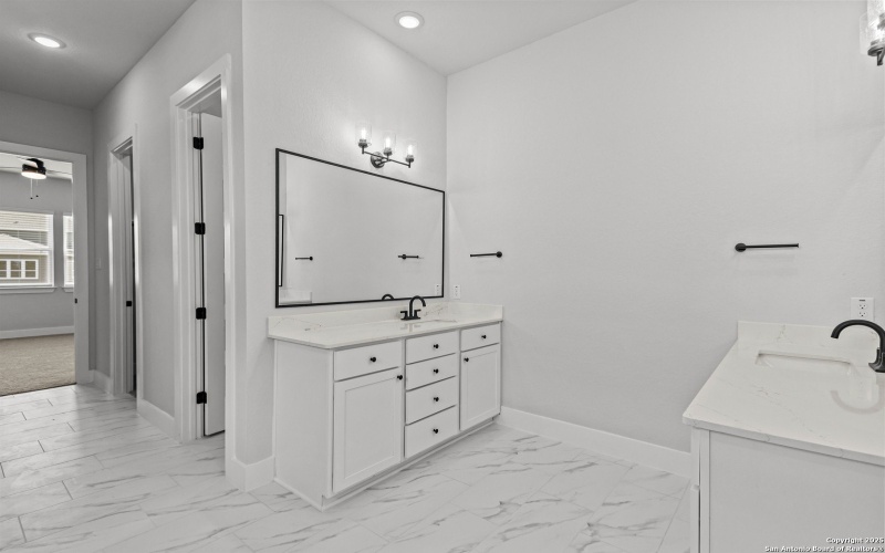 2308 Carson Cove, Schertz, TX 78108, 4 Bedrooms Bedrooms, ,3 BathroomsBathrooms,Residential,For Sale,2308 Carson Cove,0,1875579