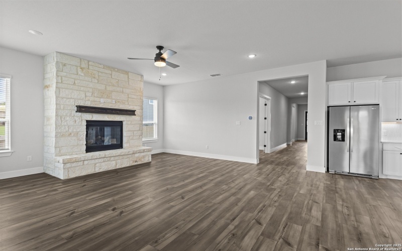 2308 Carson Cove, Schertz, TX 78108, 4 Bedrooms Bedrooms, ,3 BathroomsBathrooms,Residential,For Sale,2308 Carson Cove,0,1875579