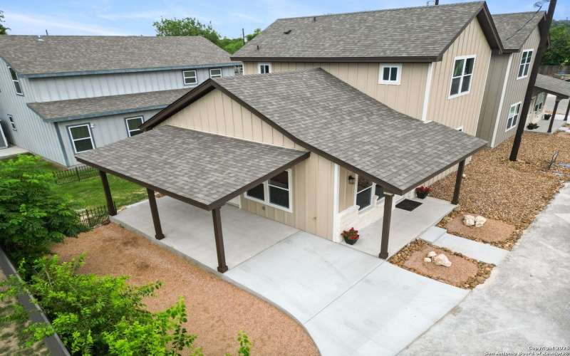 302 Riley Way, Kerrville, TX 78028, 3 Habitaciones Habitaciones , ,2 BañosBaños,Residential,En Venta,302 Riley Way,0,1876091