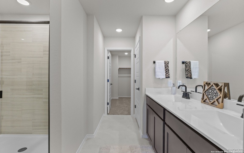 2547 Dry Moss Way, San Antonio, TX 78224, 4 Bedrooms Bedrooms, ,2 BathroomsBathrooms,Residential,For Sale,2547 Dry Moss Way,0,1877050