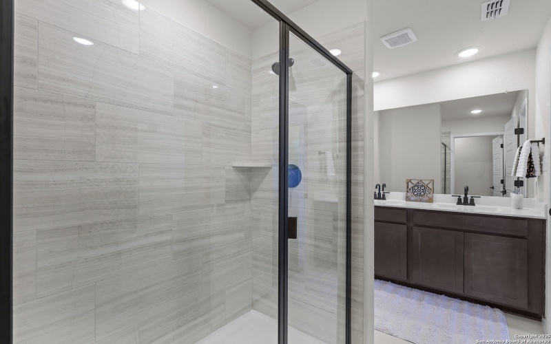 2547 Dry Moss Way, San Antonio, TX 78224, 4 Bedrooms Bedrooms, ,2 BathroomsBathrooms,Residential,For Sale,2547 Dry Moss Way,0,1877050