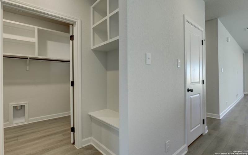 137 Beveridge, Seguin, TX 78155, 4 Habitaciones Habitaciones , ,2 BañosBaños,Residential,En Venta,137 Beveridge,0,1888299