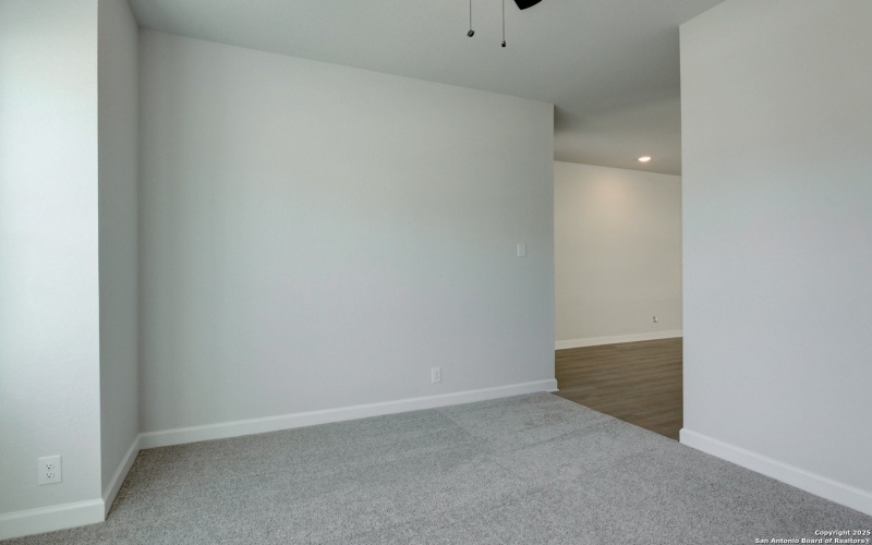 137 Beveridge, Seguin, TX 78155, 4 Habitaciones Habitaciones , ,2 BañosBaños,Residential,En Venta,137 Beveridge,0,1888299