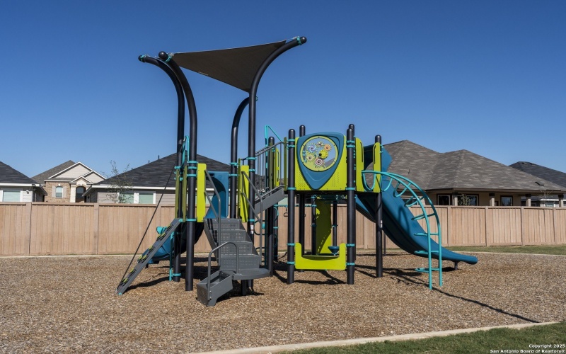 807 Bull Boat Lane, San Antonio, TX 78221, 3 Habitaciones Habitaciones , ,2 BañosBaños,Residential,En Venta,807 Bull Boat Lane,0,1888591