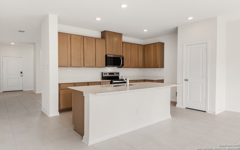 15508 Electra Circle, San Antonio, TX 78245, 4 Bedrooms Bedrooms, ,2 BathroomsBathrooms,Residential,For Sale,15508 Electra Circle,0,1888646