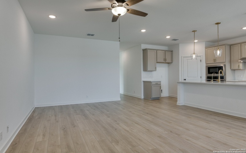 9908 Bull Branch Ave, Schertz, TX 78154, 3 Habitaciones Habitaciones , ,2 BañosBaños,Residential,En Venta,9908 Bull Branch Ave,0,1888654