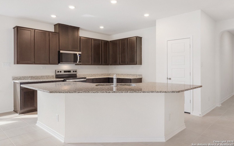 15418 Electra Circle, San Antonio, TX 78245, 3 Habitaciones Habitaciones , ,2 BañosBaños,Residential,En Venta,15418 Electra Circle,0,1888662