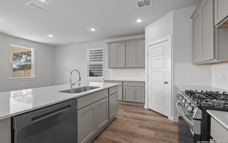 6523 Bufflehead Bend, Leon Valley, TX 78240, 3 Habitaciones Habitaciones , ,2 BañosBaños,Residential,En Venta,6523 Bufflehead Bend,0,1889124