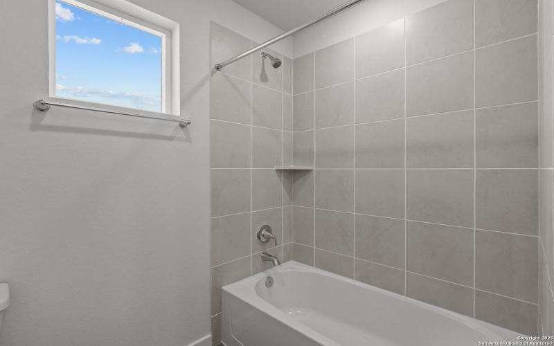 6523 Bufflehead Bend, Leon Valley, TX 78240, 3 Habitaciones Habitaciones , ,2 BañosBaños,Residential,En Venta,6523 Bufflehead Bend,0,1889124