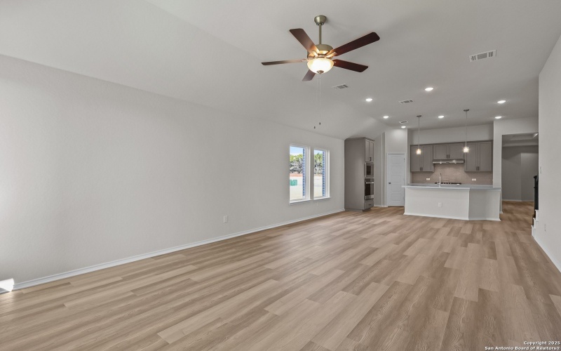 12302 Barrymore, San Antonio, TX 78254, 3 Habitaciones Habitaciones , ,3 BañosBaños,Residential,En Venta,12302 Barrymore,0,1889750