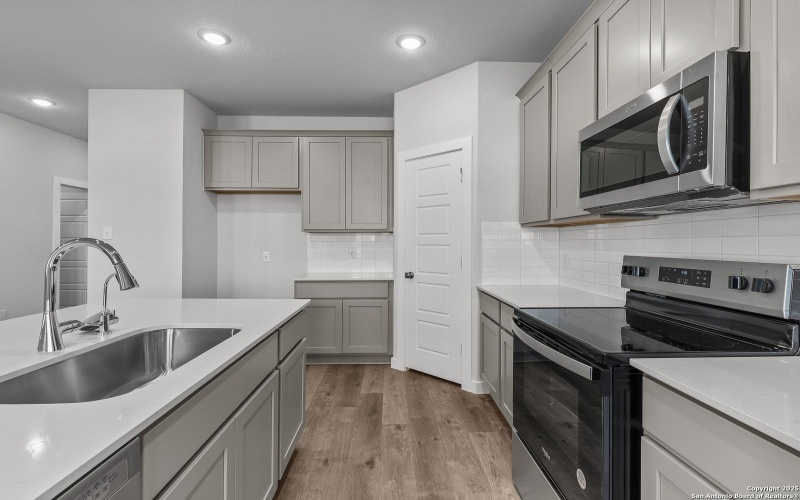 7823 COFFEE MILL, San Antonio, TX 78252, 3 Bedrooms Bedrooms, ,2 BathroomsBathrooms,Residential,For Sale,7823 COFFEE MILL,0,1890898