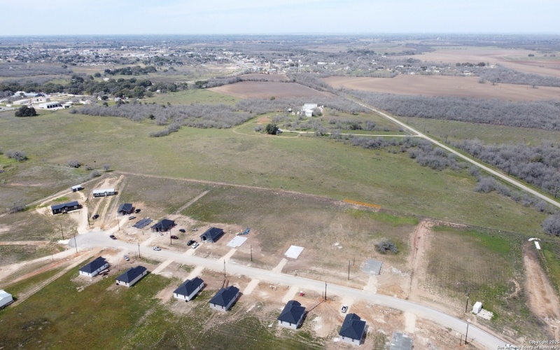 129 Camino Verde Ct, La Vernia, TX 78121, 3 Habitaciones Habitaciones , ,2 BañosBaños,Residential,En Venta,129 Camino Verde Ct,0,1883318