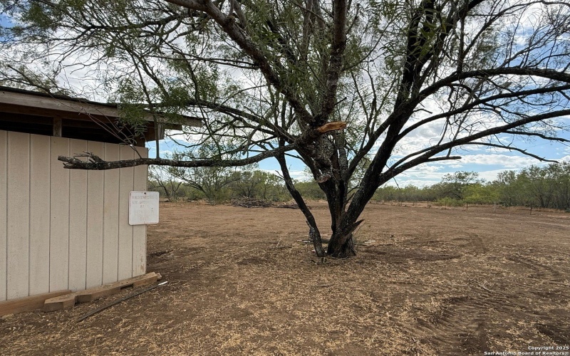 1400 Corgey Rd., Pleasanton, TX 78064, 3 Bedrooms Bedrooms, ,2 BathroomsBathrooms,Residential,For Sale,1400 Corgey Rd.,0,1883502