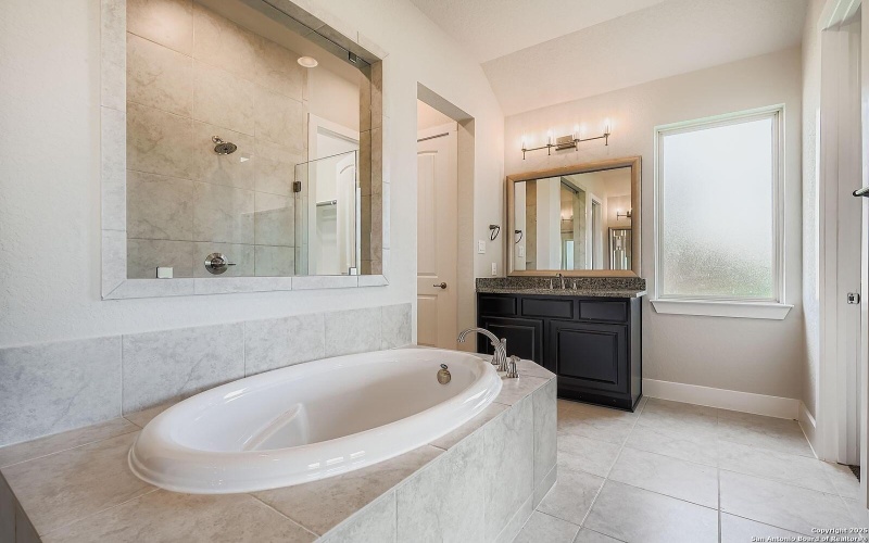 5221 Estates Oak Way, San Antonio, TX 78263, 4 Habitaciones Habitaciones , ,3 BañosBaños,Residential,En Venta,5221 Estates Oak Way,0,1891571