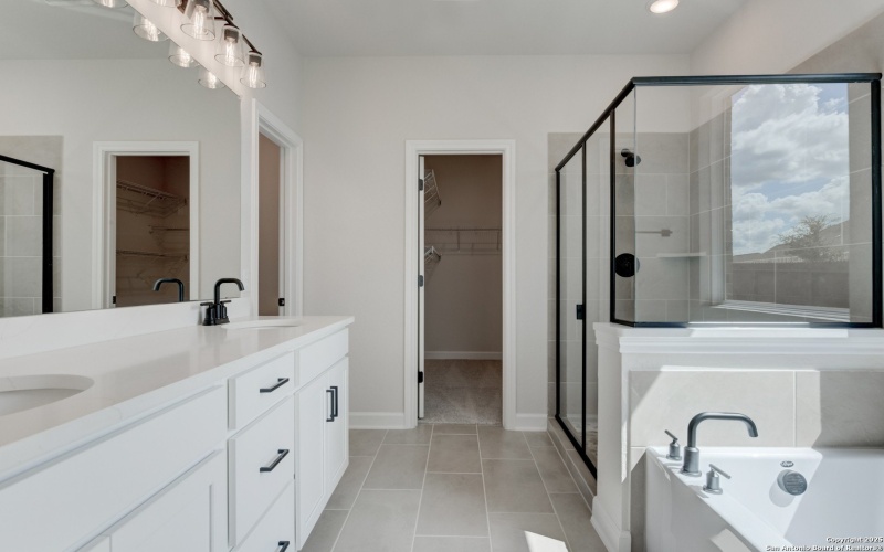 155 Mallorys Way, Castroville, TX 78009, 4 Habitaciones Habitaciones , ,3 BañosBaños,Residential,En Venta,155 Mallorys Way,0,1884228