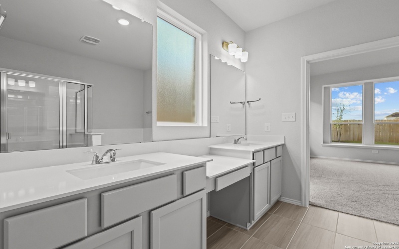 2829 Bergamot Dr., New Braunfels, TX 78130, 4 Habitaciones Habitaciones , ,2 BañosBaños,Residential,En Venta,2829 Bergamot Dr.,0,1884461