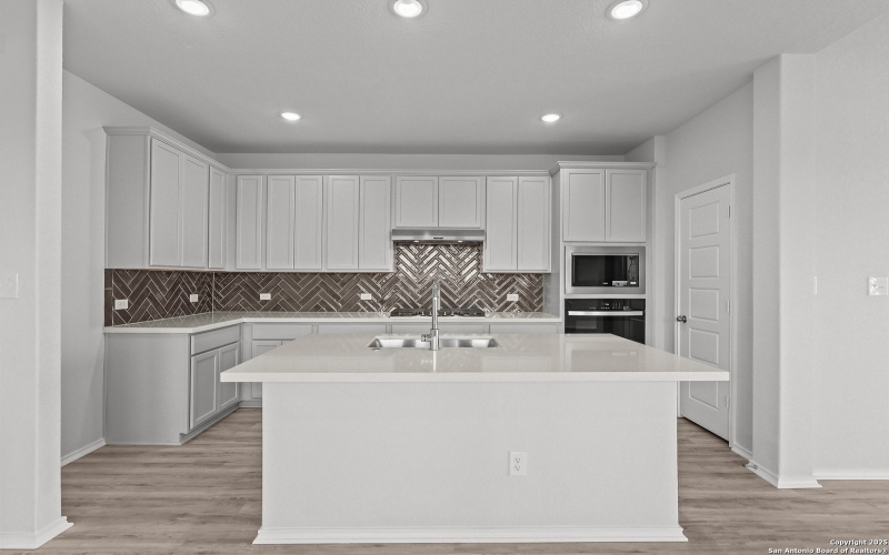 2829 Bergamot Dr., New Braunfels, TX 78130, 4 Habitaciones Habitaciones , ,2 BañosBaños,Residential,En Venta,2829 Bergamot Dr.,0,1884461