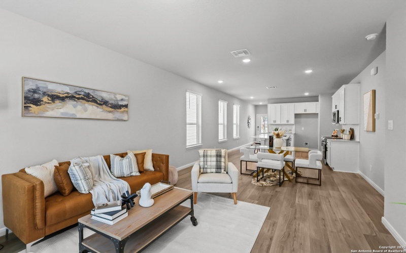 285 W Quill Dr Building 6, San Antonio, TX 78228, 5 Bedrooms Bedrooms, ,3 BathroomsBathrooms,Residential,For Sale,285 W Quill Dr Building 6,0,1884855