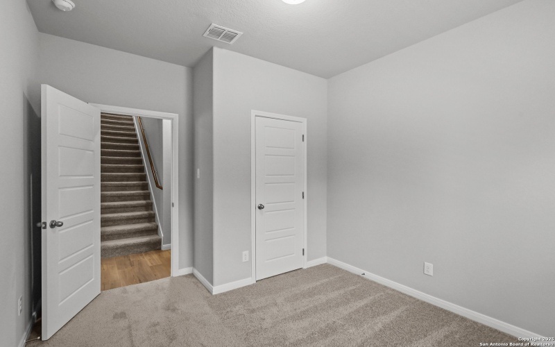 285 W Quill Dr Building 6, San Antonio, TX 78228, 5 Bedrooms Bedrooms, ,3 BathroomsBathrooms,Residential,For Sale,285 W Quill Dr Building 6,0,1884855