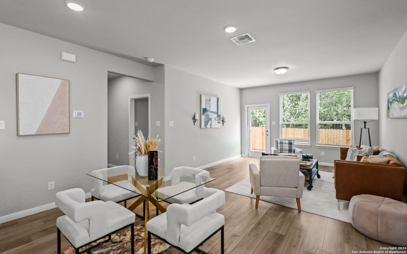 285 W Quill Dr Building 6, San Antonio, TX 78228, 5 Bedrooms Bedrooms, ,3 BathroomsBathrooms,Residential,For Sale,285 W Quill Dr Building 6,0,1884855