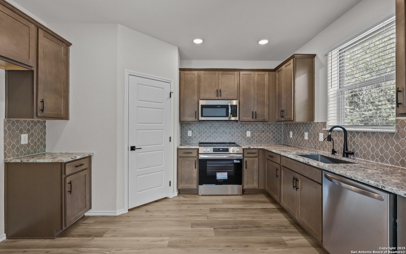 285 W Quill Dr Building 4, San Antonio, TX 78228, 3 Bedrooms Bedrooms, ,2 BathroomsBathrooms,Residential,For Sale,285 W Quill Dr Building 4,0,1884863