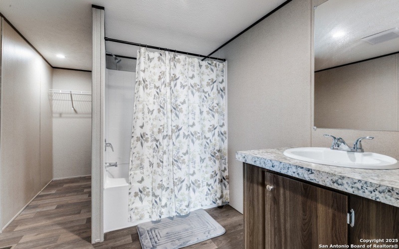 88 Sanctuary Ln, Von Ormy, TX 78073, 3 Habitaciones Habitaciones , ,2 BañosBaños,Residential,En Venta,88 Sanctuary Ln,0,1885012